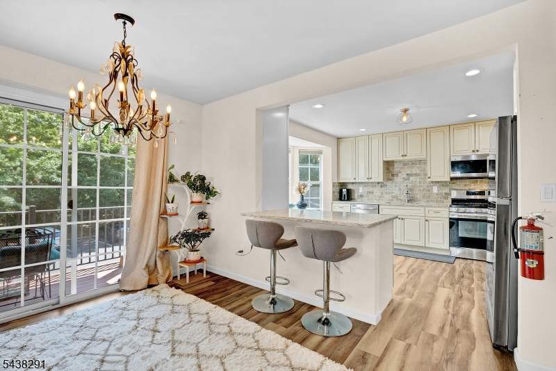 Renaissance Bldg 08 - Residential