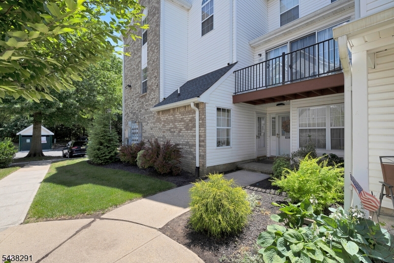 Renaissance Bldg 08 - Residential