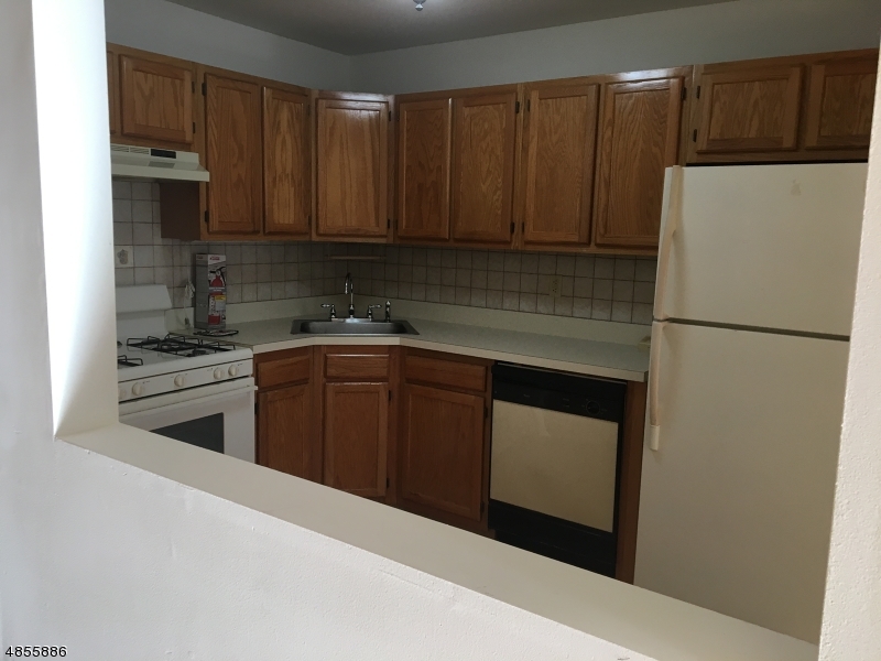 SEASONS GLEN - Residential Lease