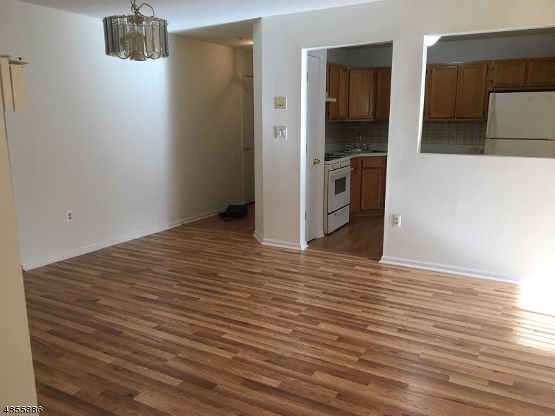 SEASONS GLEN - Residential Lease