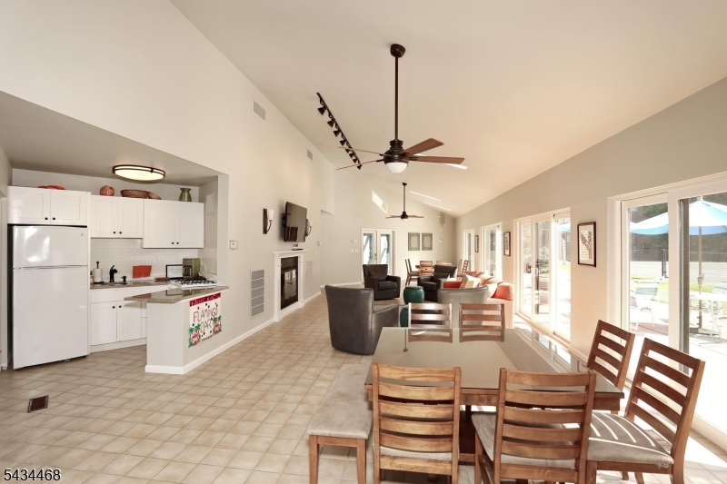 Washington Commons - Residential