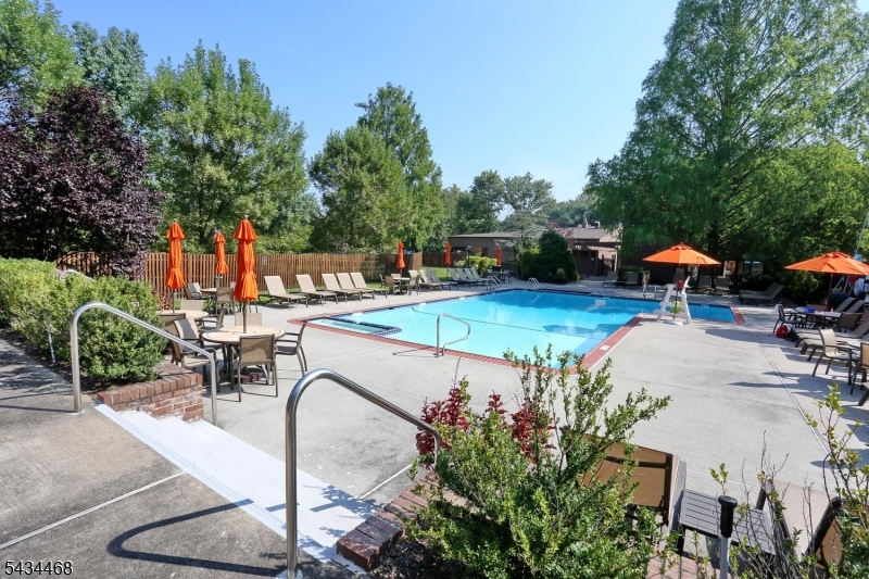 Washington Commons - Residential