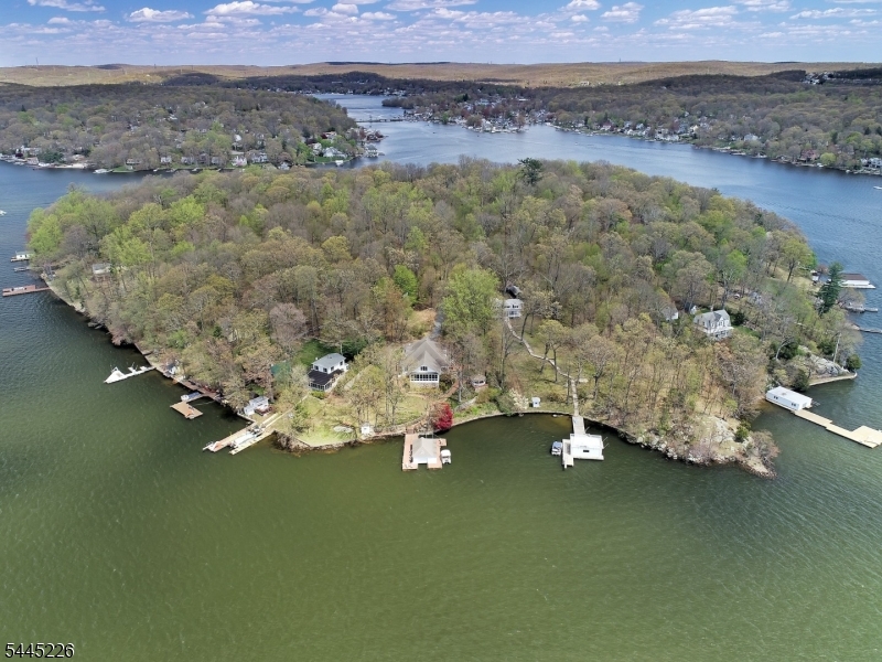 Lk. Hopatcong-Halsey Island - Residential