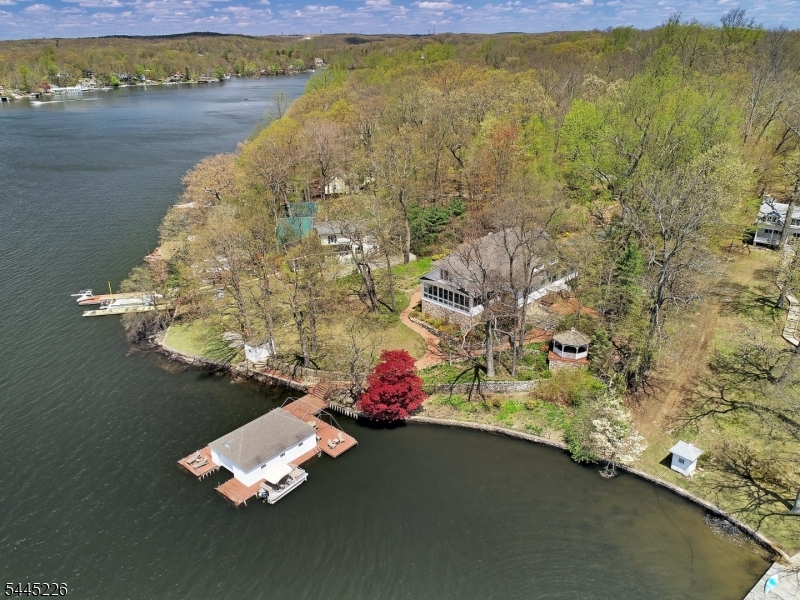 Lk. Hopatcong-Halsey Island - Residential