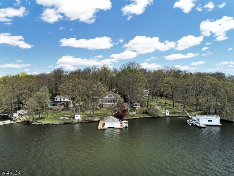 Lk. Hopatcong-Halsey Island - Residential