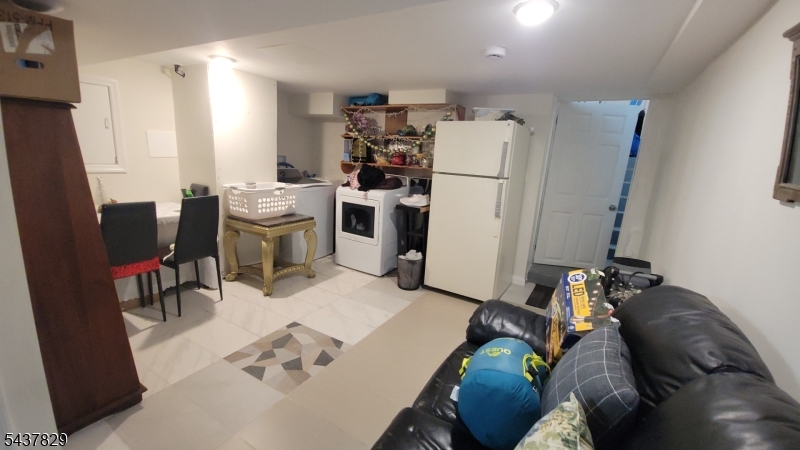 Forest Hills - Residential Income