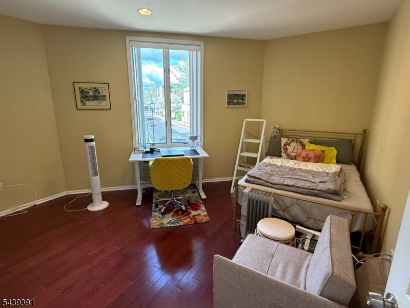 Montclair Mews - Residential
