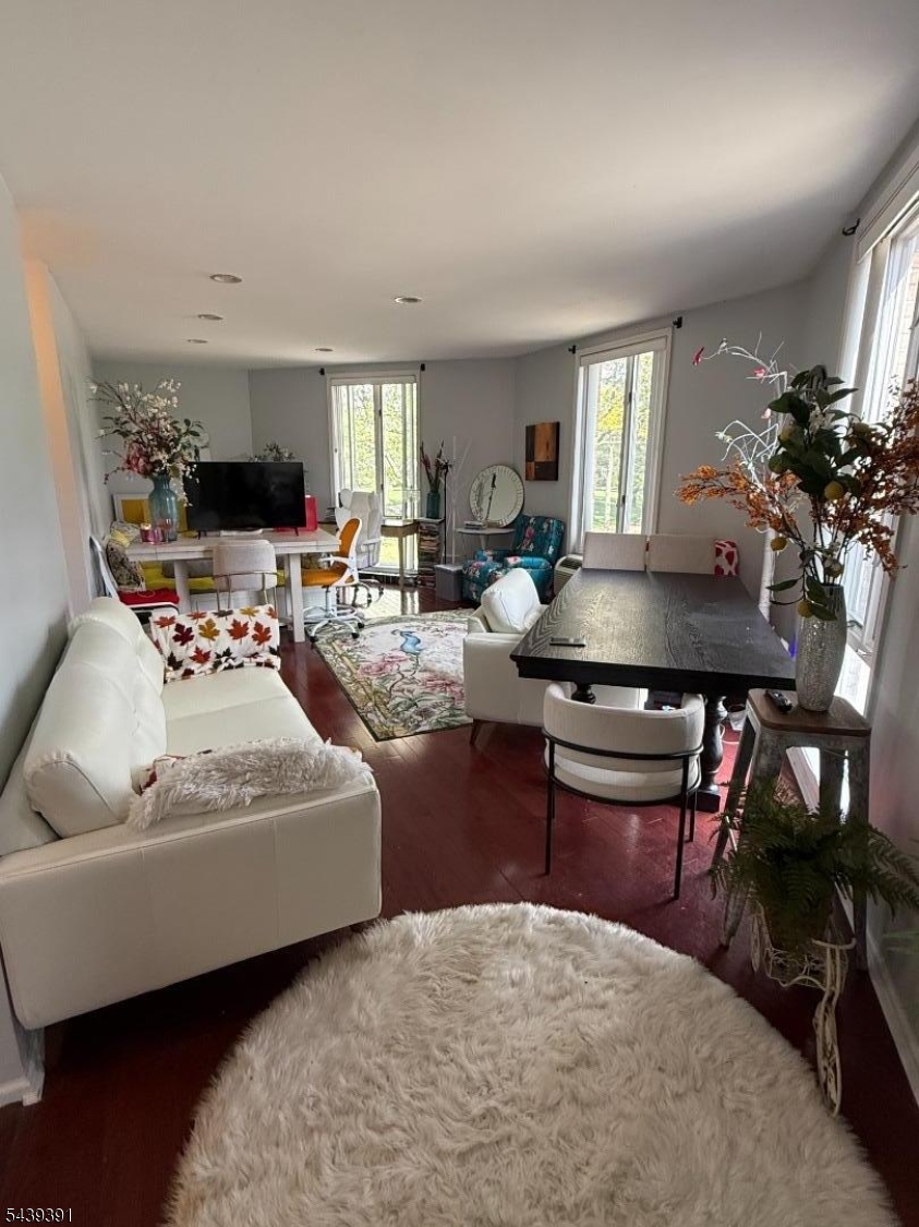 Montclair Mews - Residential