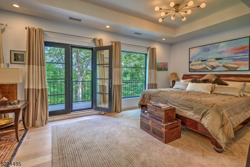 Round Top - Residential