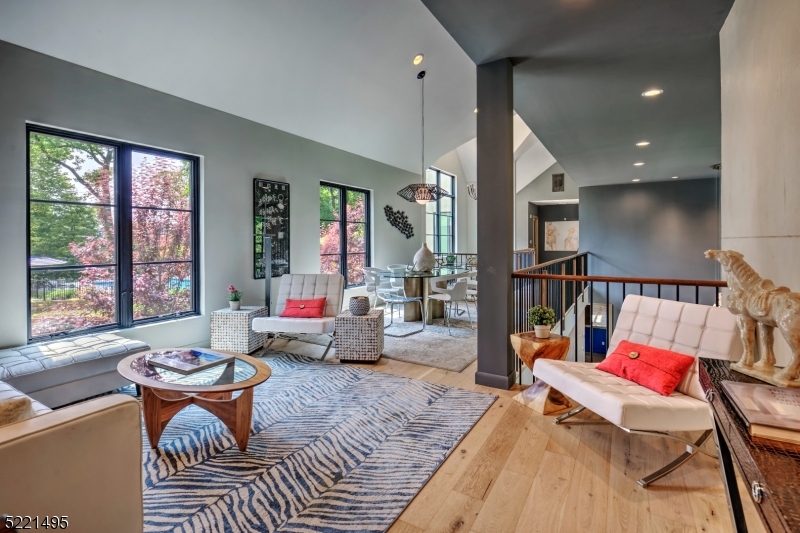Round Top - Residential