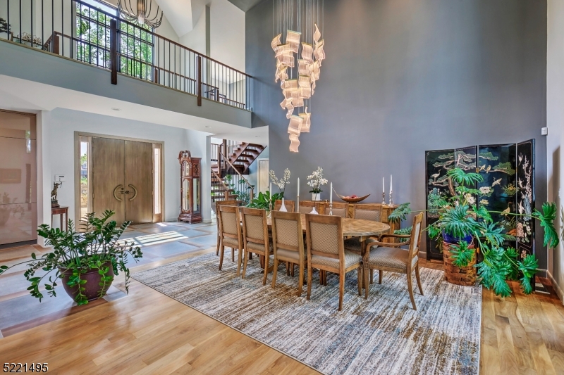 Round Top - Residential
