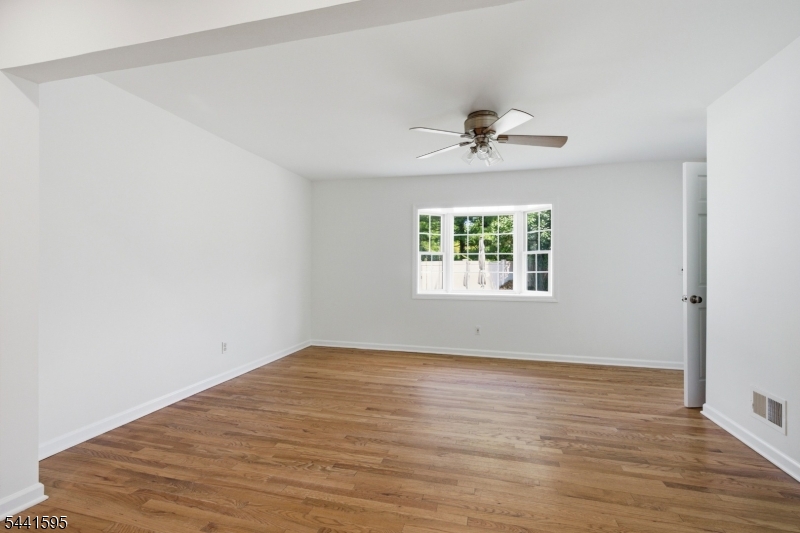 Knollwood - Residential