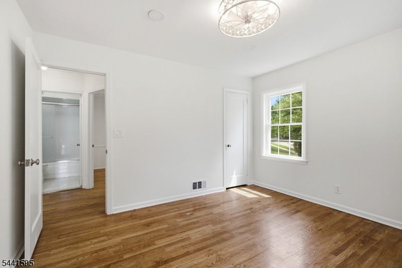 Knollwood - Residential