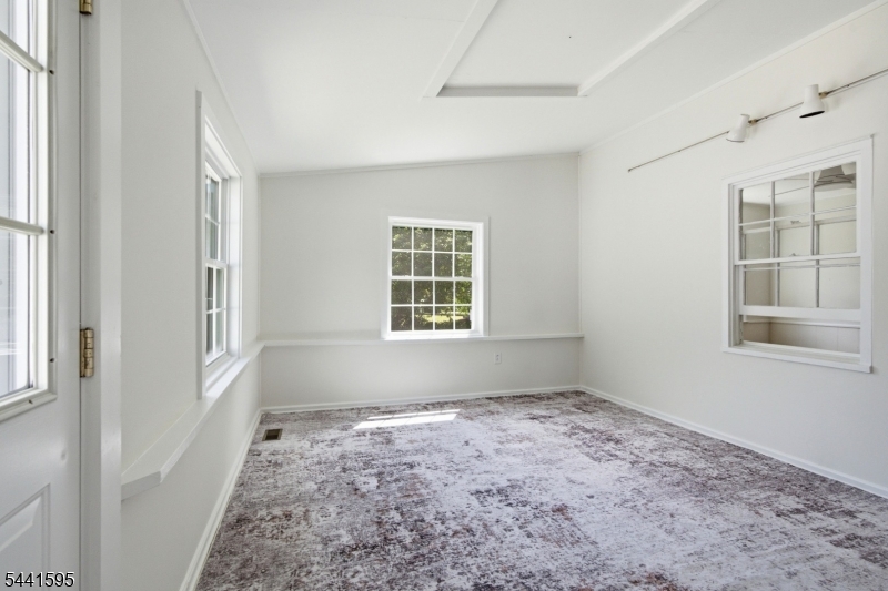 Knollwood - Residential