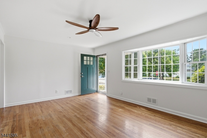 Knollwood - Residential