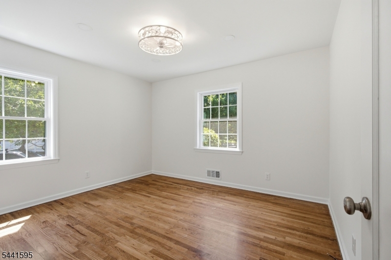 Knollwood - Residential