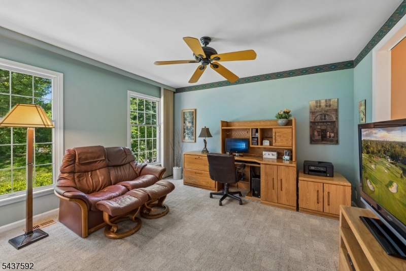 Spring Ridge - Residential