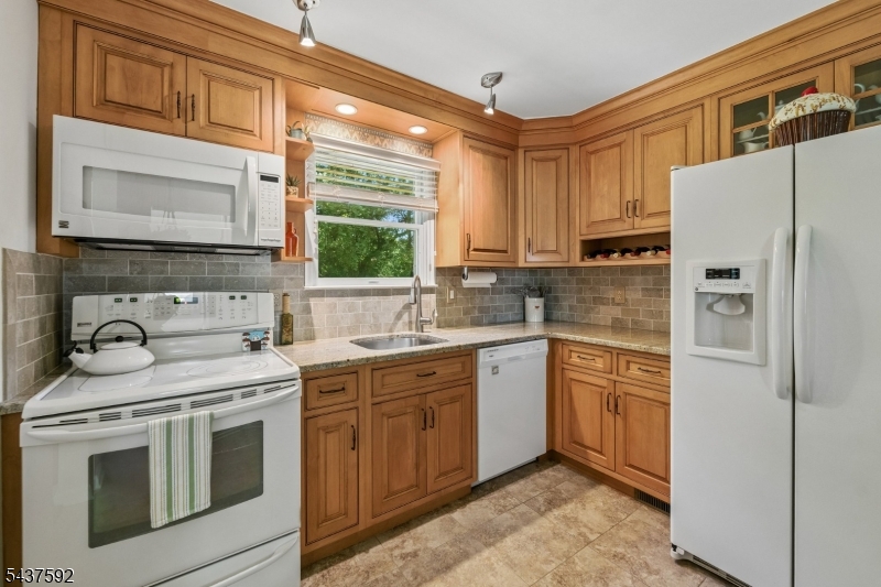 Spring Ridge - Residential
