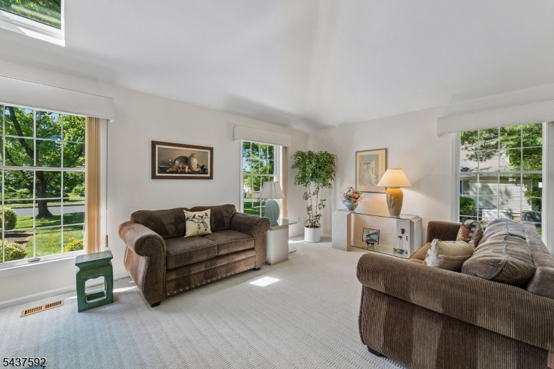 Spring Ridge - Residential