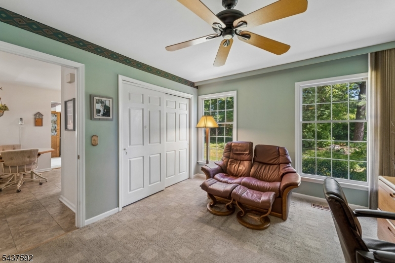 Spring Ridge - Residential