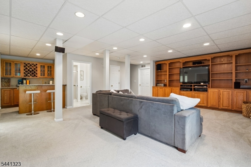 Center Grove - Residential