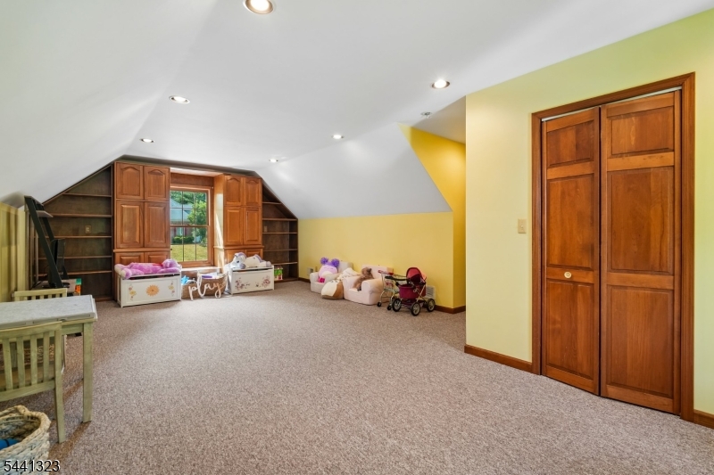 Center Grove - Residential