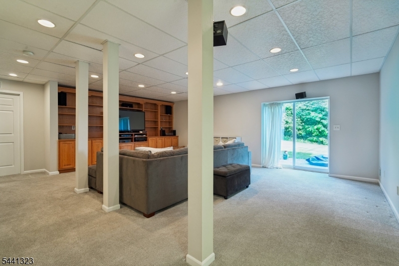 Center Grove - Residential