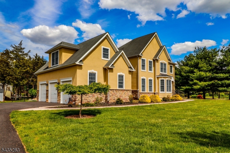 BRENNER ESTATES AT SOMERSET - Residential