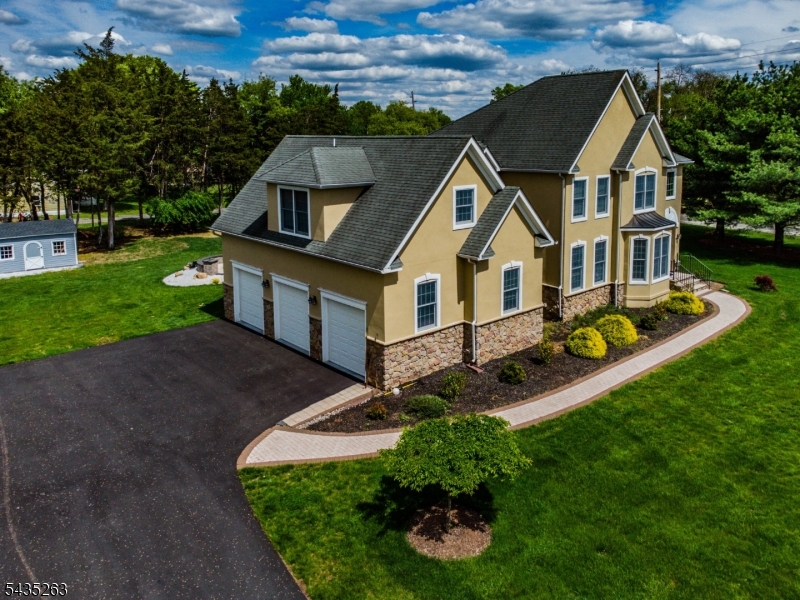 BRENNER ESTATES AT SOMERSET - Residential