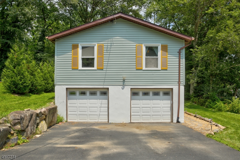 White Meadow Lake - Residential