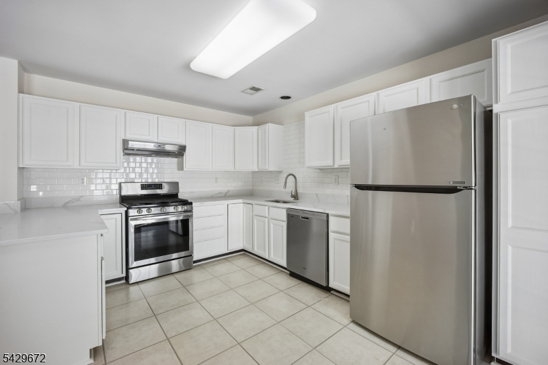 Hamilton Crest - Residential