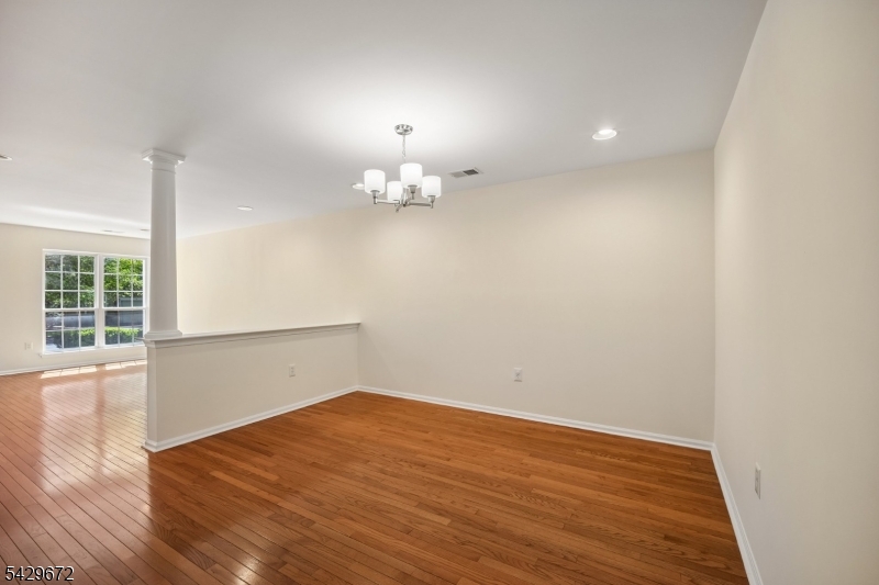 Hamilton Crest - Residential