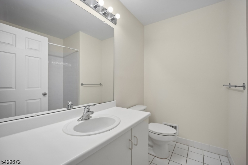 Hamilton Crest - Residential