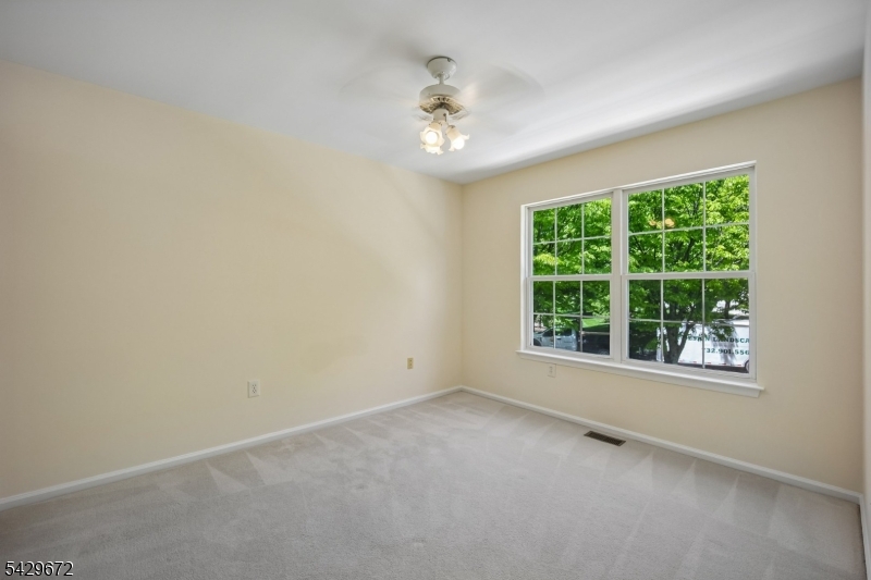 Hamilton Crest - Residential