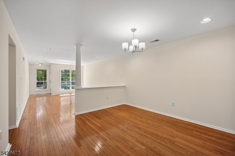 Hamilton Crest - Residential