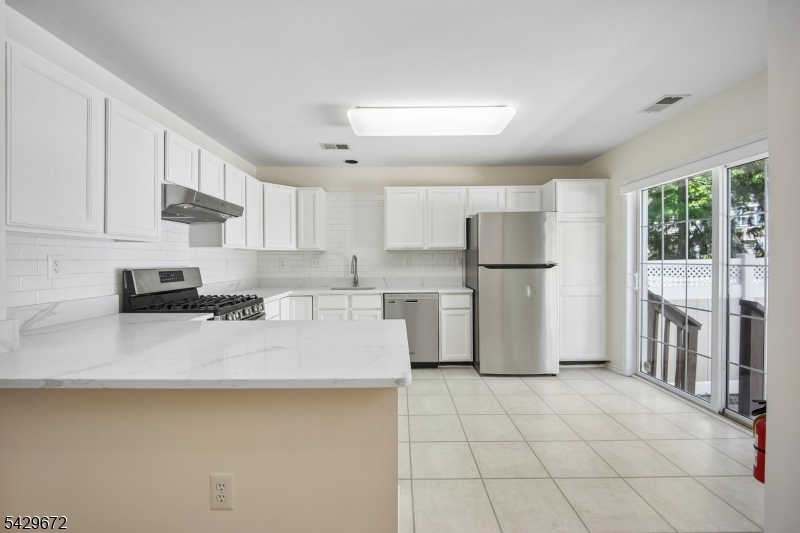 Hamilton Crest - Residential
