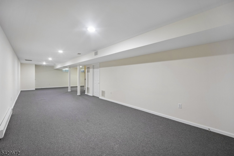 Hamilton Crest - Residential