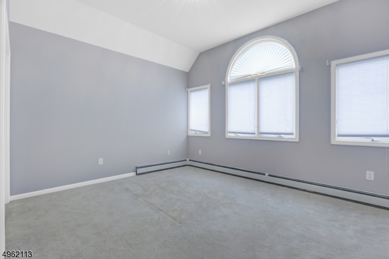 Glenmont Commons - Residential