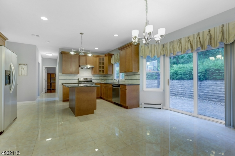 Glenmont Commons - Residential