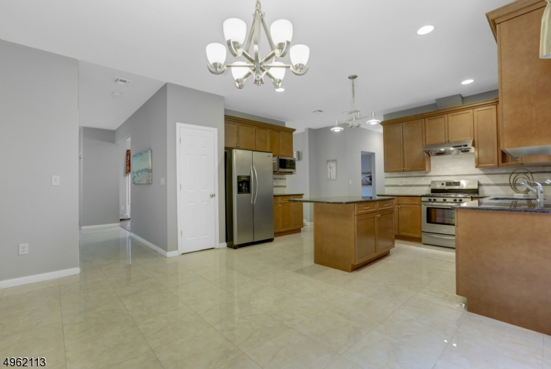 Glenmont Commons - Residential