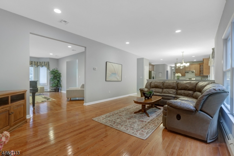 Glenmont Commons - Residential