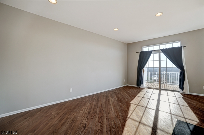Mountainview - Residential Lease