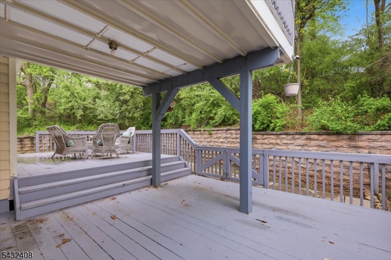 Knob Hill - Residential