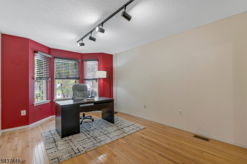 Beacon Hill - Residential