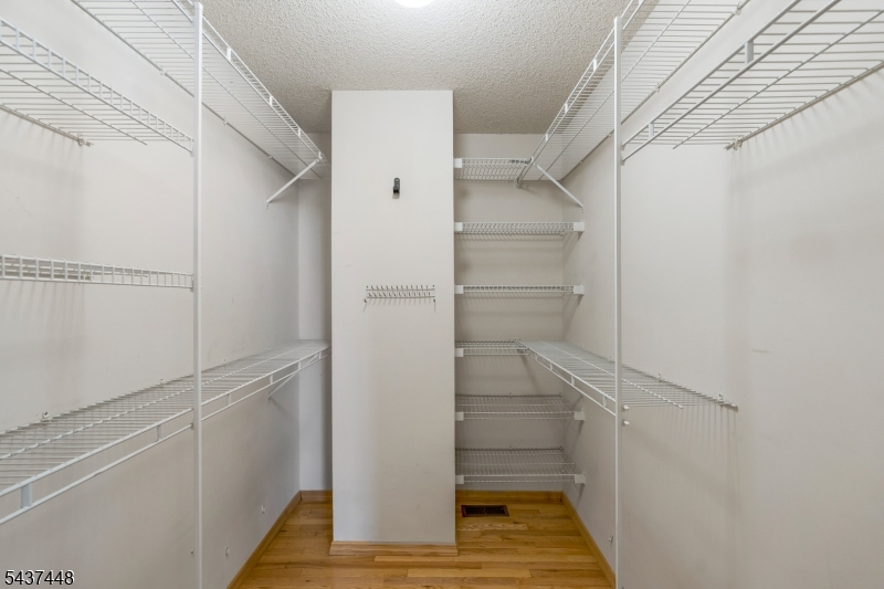 Beacon Hill - Residential
