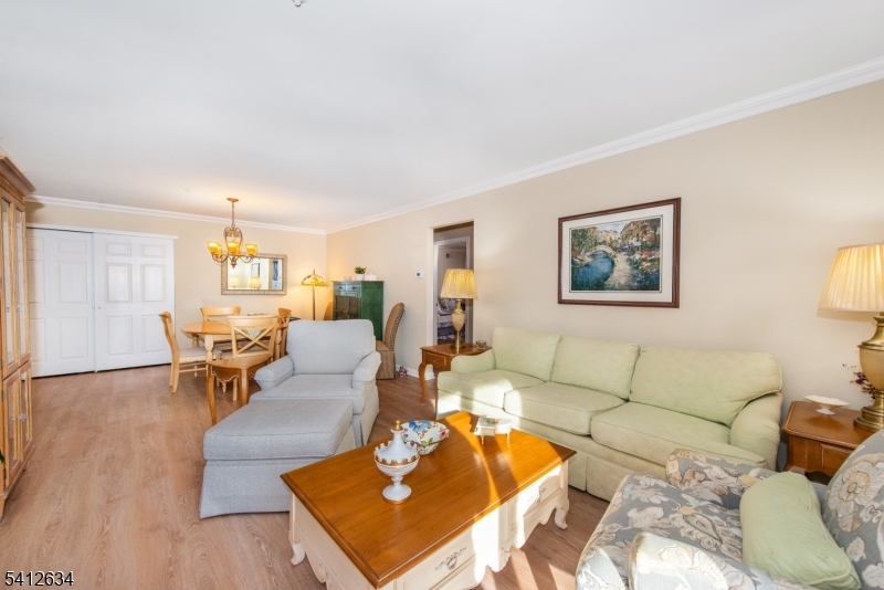 Seasons Glen - Residential