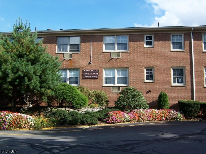 Williamsburg South - Residential Lease