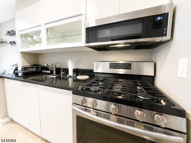Williamsburg South - Residential Lease