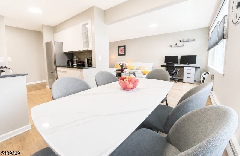 Williamsburg South - Residential Lease