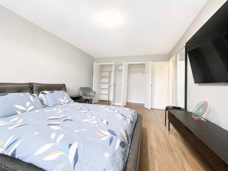 Williamsburg South - Residential Lease